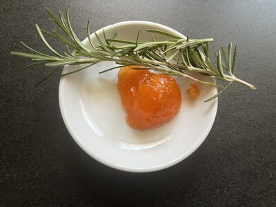 Confiture abricot-romarin