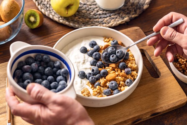 Autosuffisance en framboises et m&ucirc;res, M&uuml;esli, myrtilles