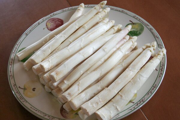 Asperges blanches Lubera&reg; Blanchevite&reg;, cultiver des asperges, Lubera, Cultiver des asperges