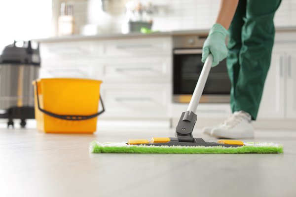 D�sinfectez soigneusement les surfaces contamin�es�!